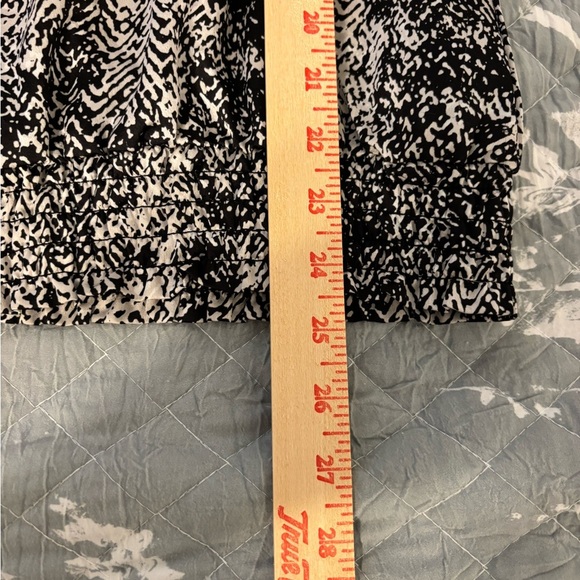 Coldwater Creek Black and White Textured Blouse - Picture 5 of 8